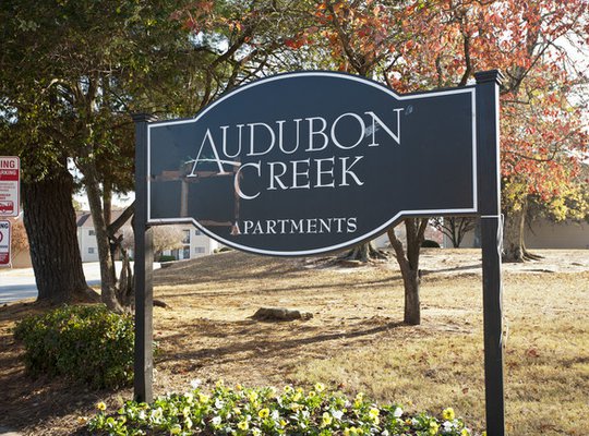external sign Audubon Creek Apartments