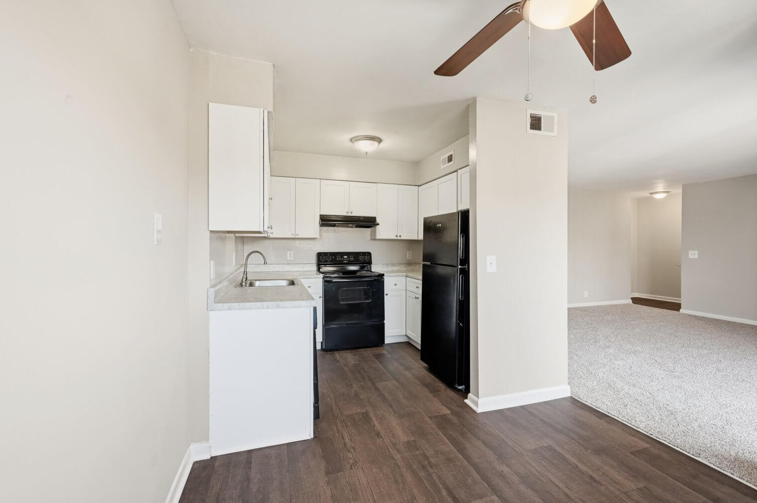 07 1111 amber dr norcross ga 30071 usa kitchen dsc 7381