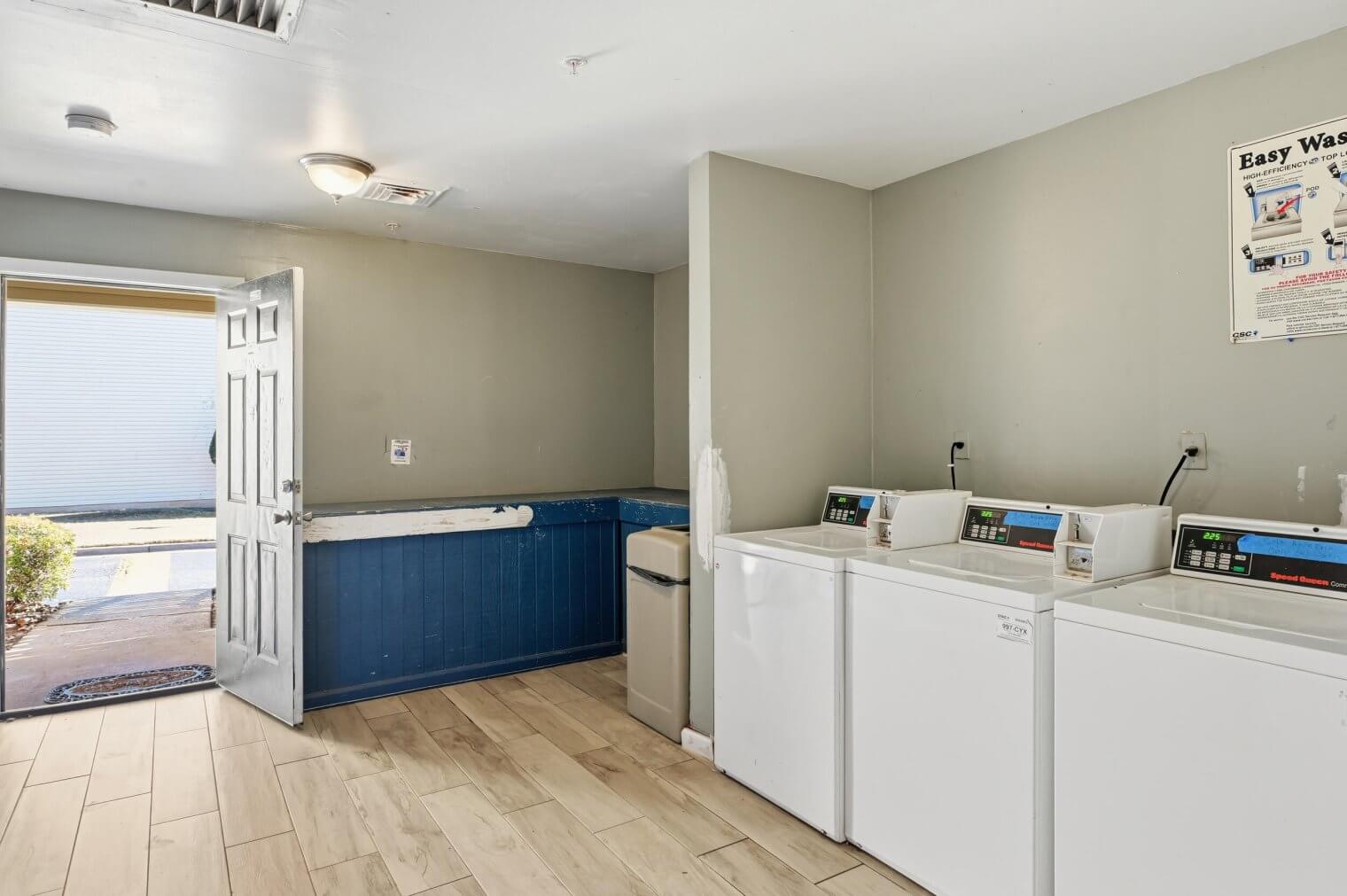 12 1111 amber dr norcross ga 30071 usa others dsc 7430